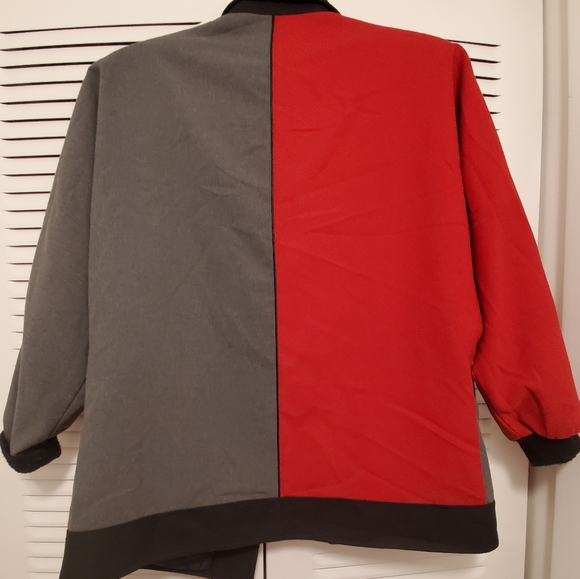Color Blocking Red Black and Gray Blazer - Picture 4 of 5